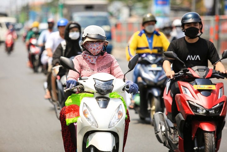 Những điểm nắng nóng gay gắt nhất ngày mai (23/4)- Ảnh 2. Những điểm nắng nóng gay gắt nhất ngày mai (23/4)- Ảnh 2.