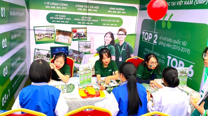Khoa học sức khoẻ là ngành học 'hot' trong mùa tuyển sinh năm nay- Ảnh 1.