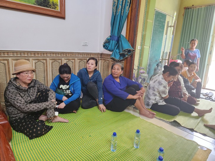 Vụ 4 ngư dân mất tích trên biển: Tìm thấy 3 thi thể trong khoang thuyền - Ảnh 2.
