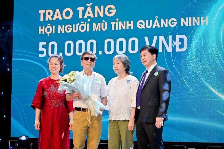 "Run For Green Up 2024": Hơn 1000 runner chạy để thắp sáng nhận thức về Glôcôm- Ảnh 1. "Run For Green Up 2024": Hơn 1000 runner chạy để thắp sáng nhận thức về Glôcôm- Ảnh 1.
