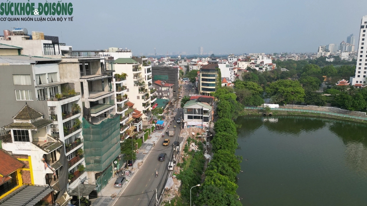 Cận cảnh khu vực khiến đoạn đường 1km chậm tiến độ 3 năm ở Hà Nội- Ảnh 1. Cận cảnh khu vực khiến đoạn đường 1km chậm tiến độ 3 năm ở Hà Nội- Ảnh 1.