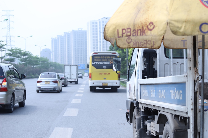 'Chấn chỉnh' hơn 85.000 phương tiện vì vi phạm giao thông- Ảnh 2.