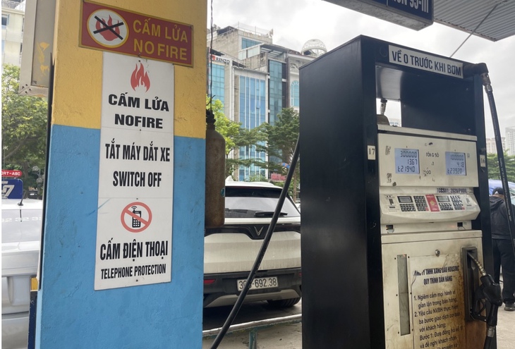 Cây xăng từ chối nhận thanh toán qua chuyển khoản, có đúng luật?- Ảnh 3.