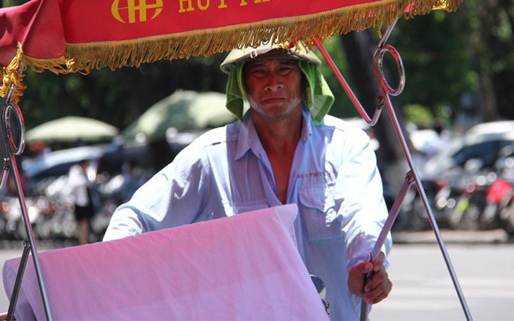 Hàng loạt trạm đo ghi nhận nhiệt độ trên 40 độ C, nắng nóng gay gắt