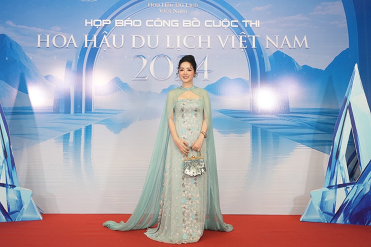 Hoa hậu Đền Hùng Giáng My khoe vóc dáng tuổi ngoài 50, ngồi 'ghế nóng' cuộc thi nhan sắc- Ảnh 3.