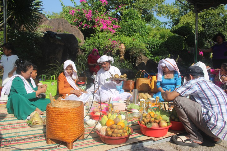 Trang trọng lễ khai hội Tháp bà Ponagar- Ảnh 6.