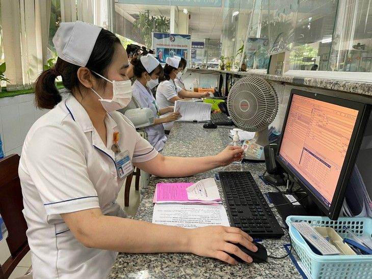 Từ 15/4, một loạt vị trí công tác trong ngành y tế phải định kỳ chuyển đổi
- Ảnh 1.