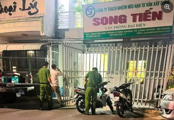 Bắt giám đốc và nhân viên công ty thẩm tra gói thầu- Ảnh 1. Bắt giám đốc và nhân viên công ty thẩm tra gói thầu- Ảnh 1.