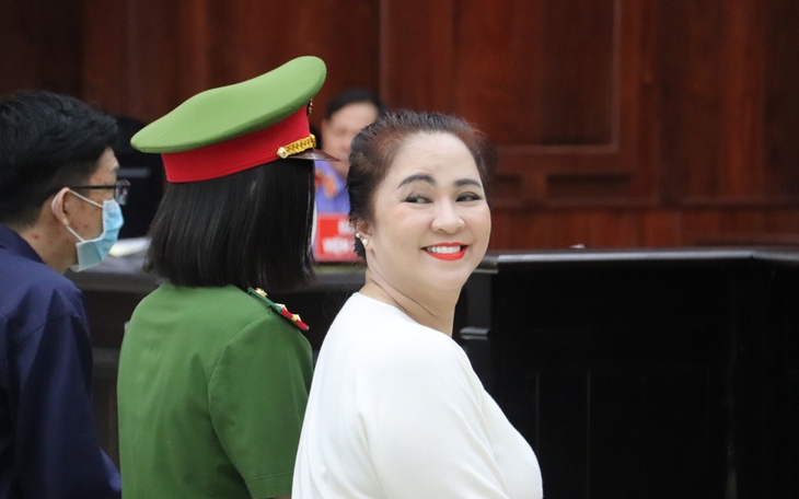 Bà Nguyễn Phương Hằng được giảm 3 tháng tù