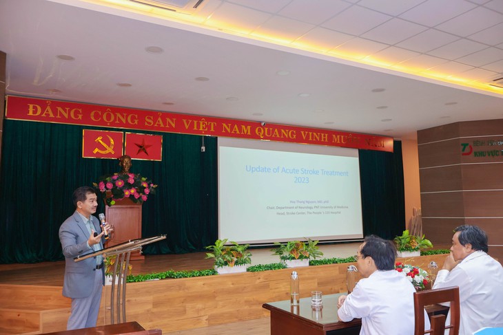 Bệnh viện đa khoa khu vực Thủ Đức nhận chứng nhận Bạch kim của Hội Đột quỵ Thế giới (WSO)- Ảnh 2. Bệnh viện đa khoa khu vực Thủ Đức nhận chứng nhận Bạch kim của Hội Đột quỵ Thế giới (WSO)- Ảnh 2.