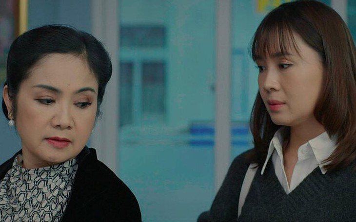 Trạm cứu hộ trái tim: Khán giả chê độc hại, ê-kíp nói đó là phim "chữa lành"