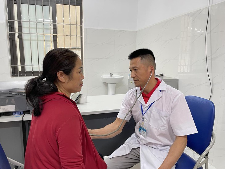 Người tham gia BHYT thay đổi cơ sở khám, chữa bệnh thế nào?- Ảnh 1.
