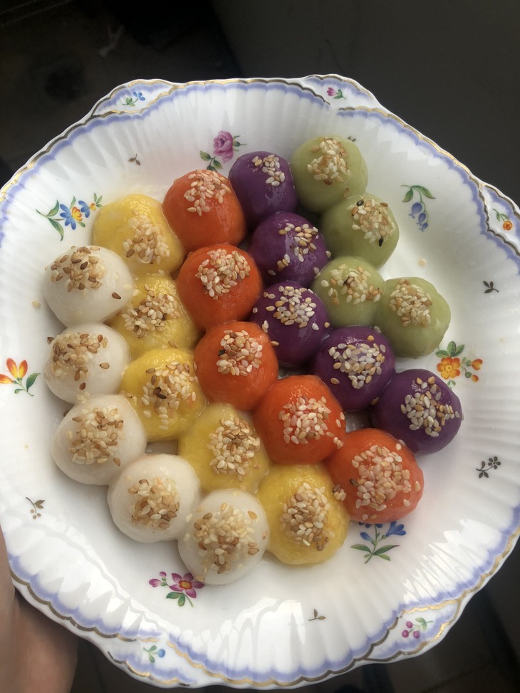 Cách làm bánh trôi bánh chay ngũ sắc ngày Tết Hàn thực- Ảnh 3. Cách làm bánh trôi bánh chay ngũ sắc ngày Tết Hàn thực- Ảnh 3.