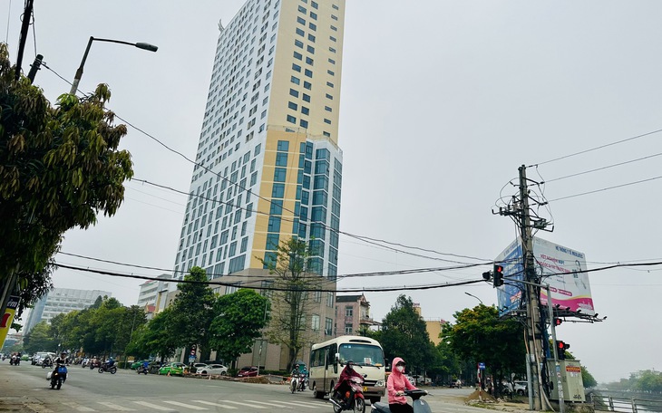 Cư dân sống trong lo sợ khi chung cư, nhà ở xã hội chưa nghiệm thu