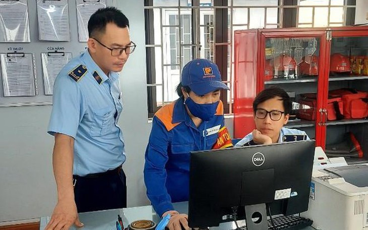 Phạt 100 triệu đồng doanh nghiệp quảng cáo rượu có nồng độ cồn trên 15 độ- Ảnh 2.