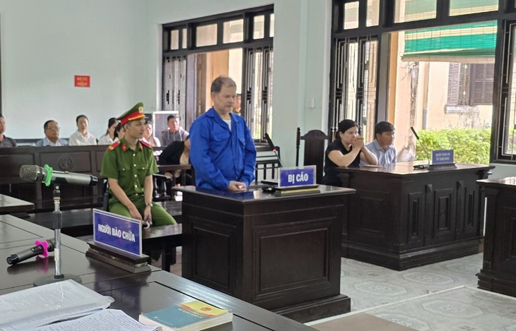 Lãnh án tù vì đâm Chủ tịch phường trọng thương- Ảnh 1.