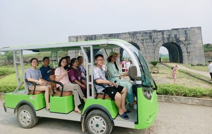 Thanh Hóa thu hơn 3,8 nghìn tỷ đồng trong kỳ nghỉ lễ- Ảnh 2.