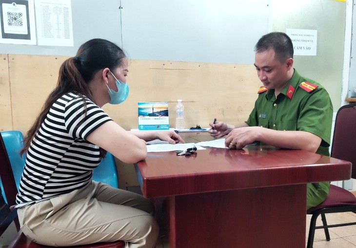 Người phụ nữ Hải Phòng nhận chuyển khoản nhầm hơn 900 triệu đồng- Ảnh 1. Người phụ nữ Hải Phòng nhận chuyển khoản nhầm hơn 900 triệu đồng- Ảnh 1.