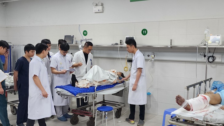 Khám, cấp cứu dịp nghỉ 30/4 - 1/5 tại bệnh viện ngoại khoa lớn nhất miền Bắc thế nào?- Ảnh 1. Khám, cấp cứu dịp nghỉ 30/4 - 1/5 tại bệnh viện ngoại khoa lớn nhất miền Bắc thế nào?- Ảnh 1.