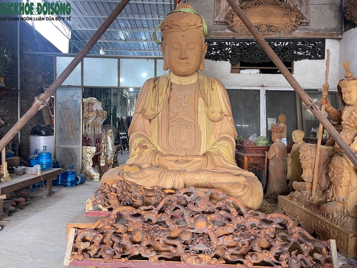 Xem nghệ nhân làng Sơn Đồng 'thổi hồn' vào gỗ- Ảnh 8.