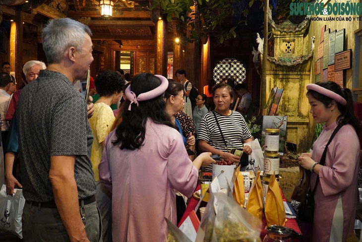 Trưng bày, giới thiệu phố nghề Đông Nam dược Lãn Ông tại phố cổ Hà Nội- Ảnh 5.