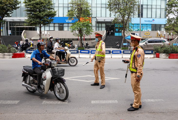 Hà Nội có thêm 4 tổ công tác xử lý điểm đen tai nạn giao thông- Ảnh 2. Hà Nội có thêm 4 tổ công tác xử lý điểm đen tai nạn giao thông- Ảnh 2.