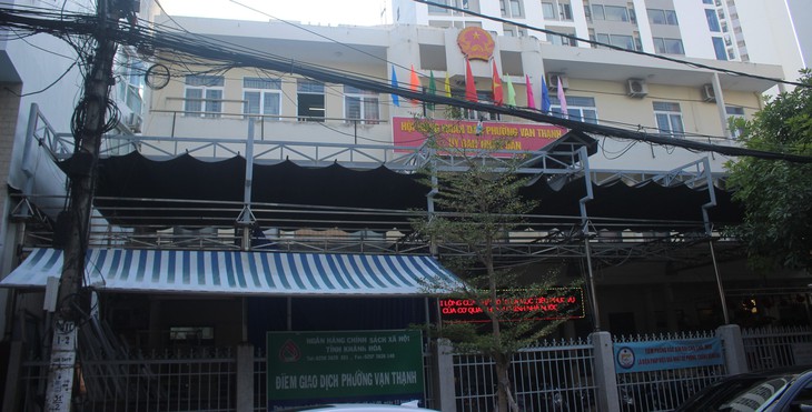 Quyền lợi của nhân viên y tế các phường sáp nhập ở Khánh Hòa thực hiện ra sao?- Ảnh 3. Quyền lợi của nhân viên y tế các phường sáp nhập ở Khánh Hòa thực hiện ra sao?- Ảnh 3.