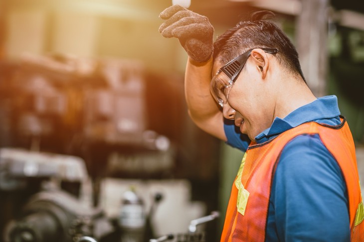 Dùng thuốc hạ sốt gì khi bị sốc nhiệt, lả nhiệt mùa nắng nóng?- Ảnh 1. Dùng thuốc hạ sốt gì khi bị sốc nhiệt, lả nhiệt mùa nắng nóng?- Ảnh 1.