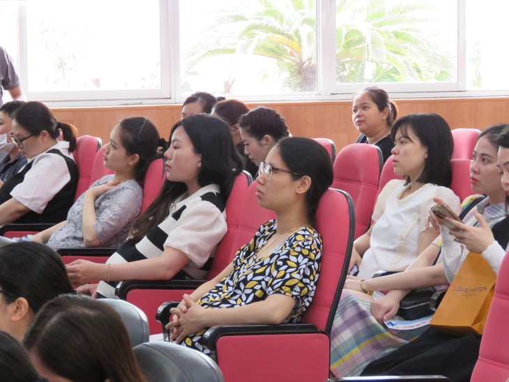 Tư vấn mang thai an toàn, chăm con khỏe mạnh cho các bà bầu- Ảnh 2.