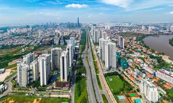 Vì sao Bộ TNMT đề xuất Luật Đất đai có hiệu lực sớm, từ ngày 1/7/2024?- Ảnh 1.
