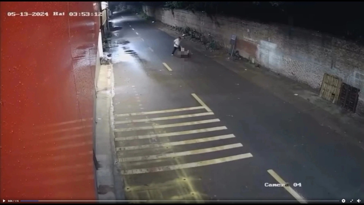 Tìm thấy thi thể nghi phạm đâm cô gái hàng chục nhát dao ở Hà Nội- Ảnh 2. Tìm thấy thi thể nghi phạm đâm cô gái hàng chục nhát dao ở Hà Nội- Ảnh 2.