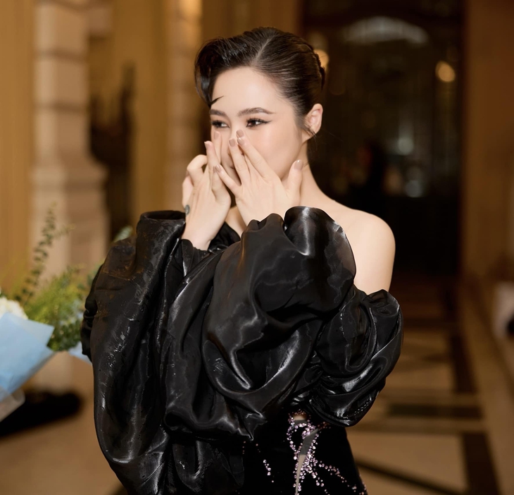 Hương Tràm lên tiếng vì sự cố phải hủy show, phải dời đêm diễn 'Em gái mưa'- Ảnh 1.