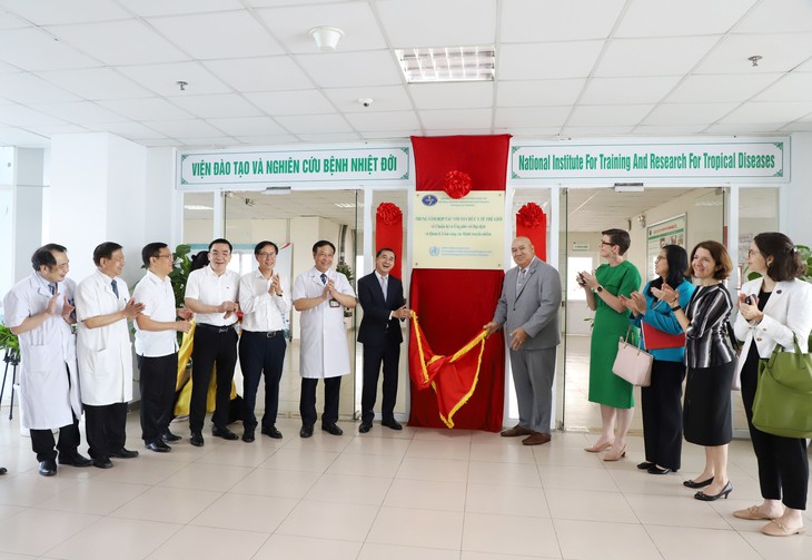 WHO và Việt Nam tăng cường ứng phó với dịch bệnh truyền nhiễm, nguy hiểm- Ảnh 1. WHO và Việt Nam tăng cường ứng phó với dịch bệnh truyền nhiễm, nguy hiểm- Ảnh 1.