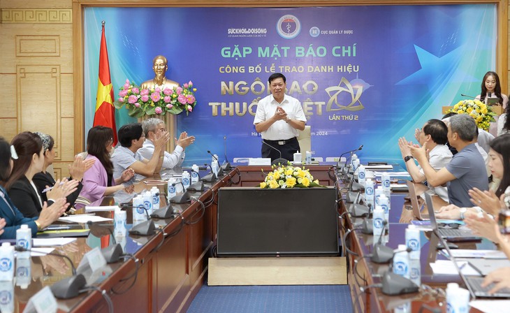 Công bố Lễ Trao danh hiệu "Ngôi sao thuốc Việt" lần 2: Để người dân được tiếp cận thuốc nhanh nhất, chất lượng nhất- Ảnh 1.