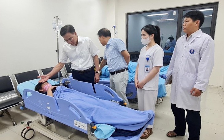 Bộ Y tế: Vĩnh Phúc huy động thầy thuốc giỏi, cứu chữa kịp thời 336 người nghi ngộ độc thực phẩm