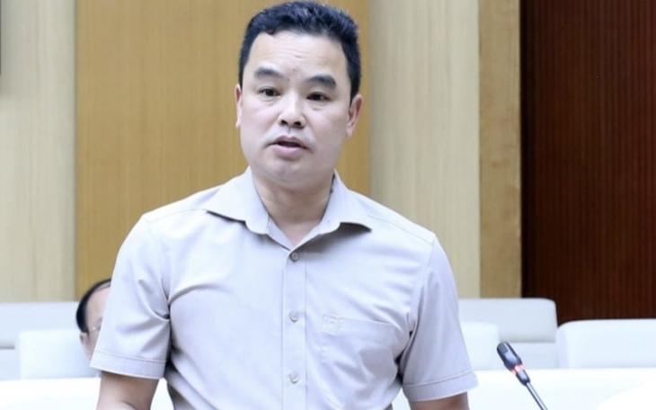 Tạm giữ Giám đốc Khu di tích lịch sử Đền Hùng