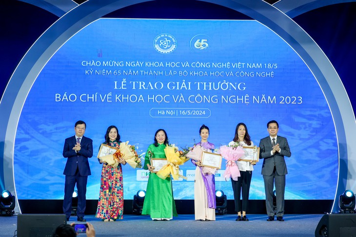 23 tác phẩm báo chí xuất sắc nhận giải báo chí về khoa học công nghệ - Ảnh 2.