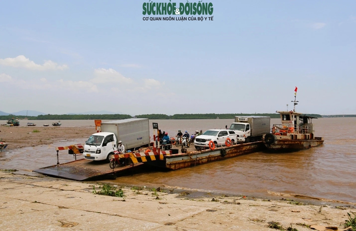 Sau 50 năm hoạt động, phà Rừng sẽ chỉ còn là ký ức- Ảnh 1. Sau 50 năm hoạt động, phà Rừng sẽ chỉ còn là ký ức- Ảnh 1.