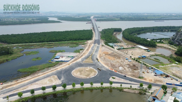 Sau 50 năm hoạt động, phà Rừng sẽ chỉ còn là ký ức- Ảnh 14. Sau 50 năm hoạt động, phà Rừng sẽ chỉ còn là ký ức- Ảnh 14.