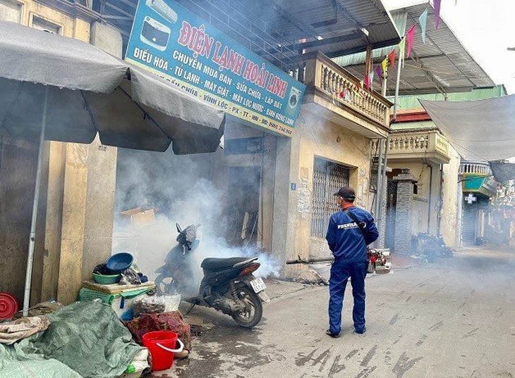 Số ca mắc sốt xuất huyết của Hà Nội hiện bao nhiêu?- Ảnh 1.
