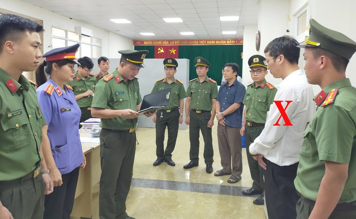 Bắt nguyên Giám đốc Chi nhánh Văn phòng đăng ký đất đai TP Sầm Sơn- Ảnh 1.