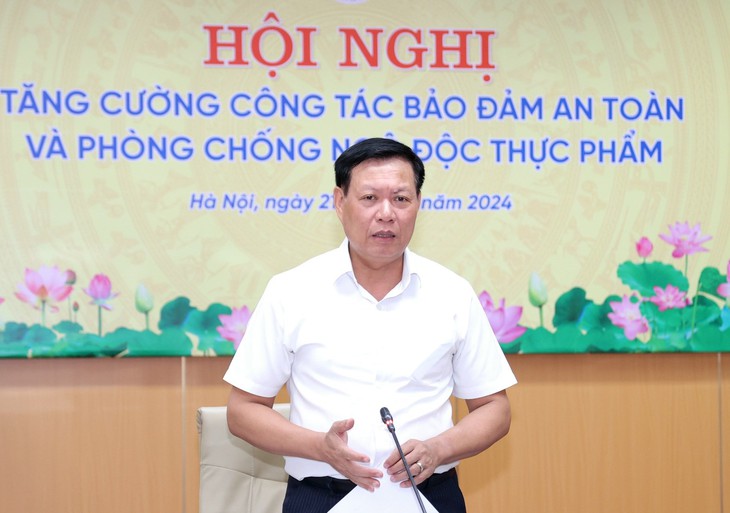 Thứ trưởng Bộ Y tế: Cần xử lý nghiêm các vi phạm về an toàn thực phẩm- Ảnh 1.