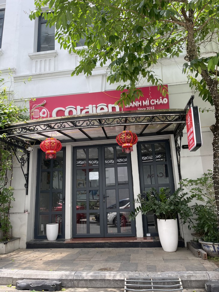 Quán bánh mì chảo có món pate lúc nhúc giòi ở Thái Bình bị phạt 21 triệu đồng- Ảnh 1.