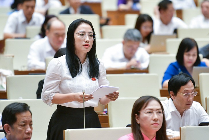 Sau khi dự một đám cưới, ĐBQH ủng hộ việc cấm tuyệt đối nồng độ cồn khi lái xe- Ảnh 2. Sau khi dự một đám cưới, ĐBQH ủng hộ việc cấm tuyệt đối nồng độ cồn khi lái xe- Ảnh 2.