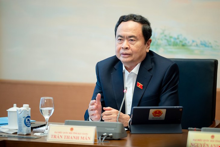 Chủ tịch Quốc hội: Cần tăng cường năng lực nội tại và sức chống chịu của nền kinh tế- Ảnh 2.