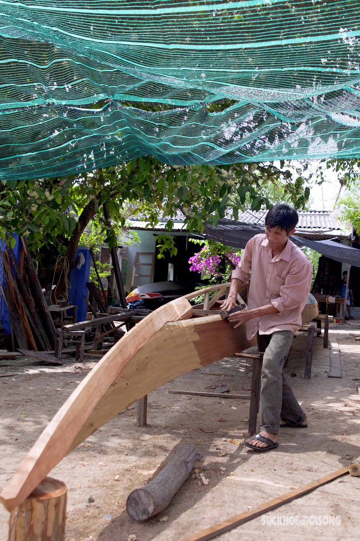 Độc đáo nghề đóng ghe đua ở xứ Quảng- Ảnh 1. Độc đáo nghề đóng ghe đua ở xứ Quảng- Ảnh 1.