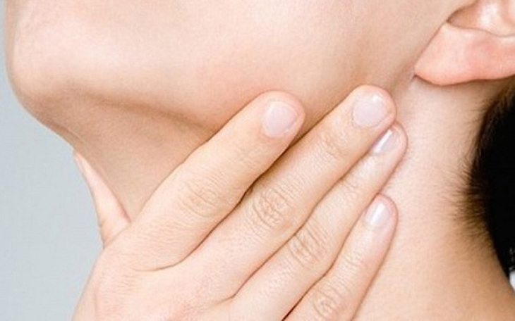 Khó nuốt, người đàn ông được phát hiện xương cá 2,5cm