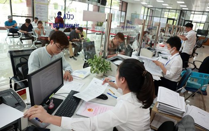 Thủ tướng: Bảo đảm nguồn lực để tiếp tục triển khai chính sách tiền lương