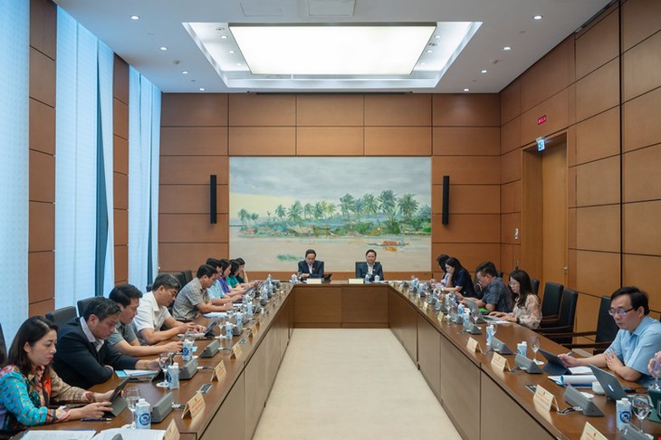 Chủ tịch Quốc hội: Cần tăng cường năng lực nội tại và sức chống chịu của nền kinh tế- Ảnh 1.