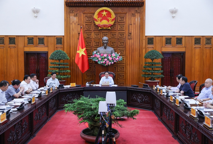 Thủ tướng: Chuẩn bị phương án cao nhất để bảo đảm cung ứng điện hè năm 2024- Ảnh 2.